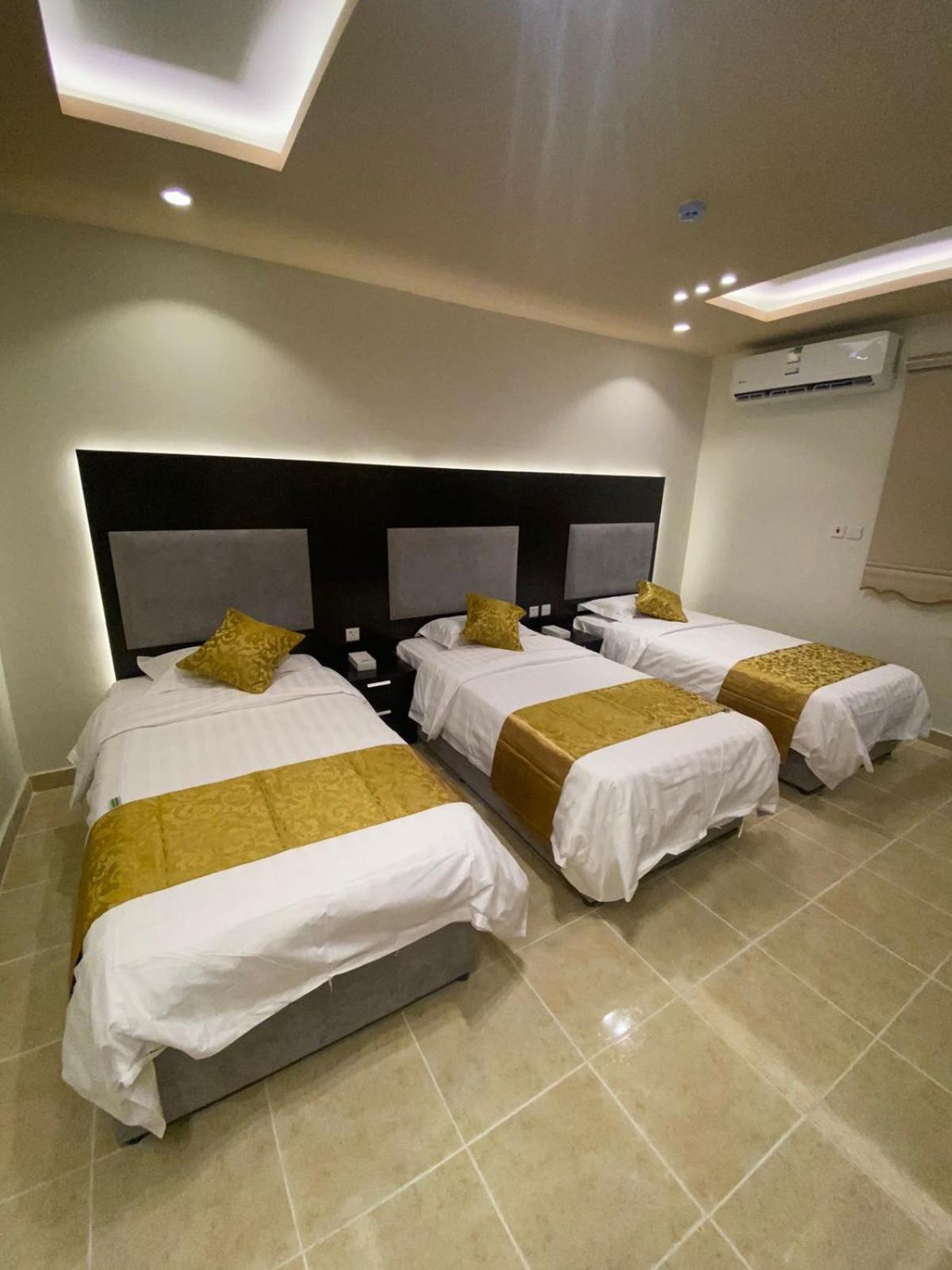 فندق ادوماتو Adomato Hotel Dawmat al-Jandal Exterior photo
